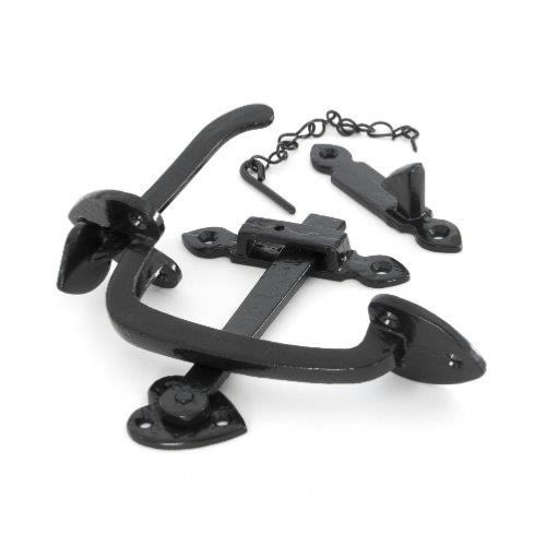 From the Anvil Black Cast Thumblatch Set with Chain