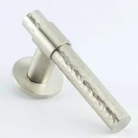 Hard and Ware THL1 Lever with hammered handle and rose