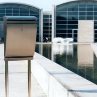 Arcturus Mail Post Box/Stand